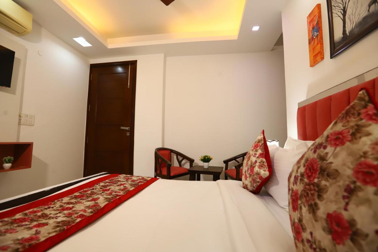 Hotel Nature View Green Park Metro Couple Friendly Nuova Delhi Esterno foto