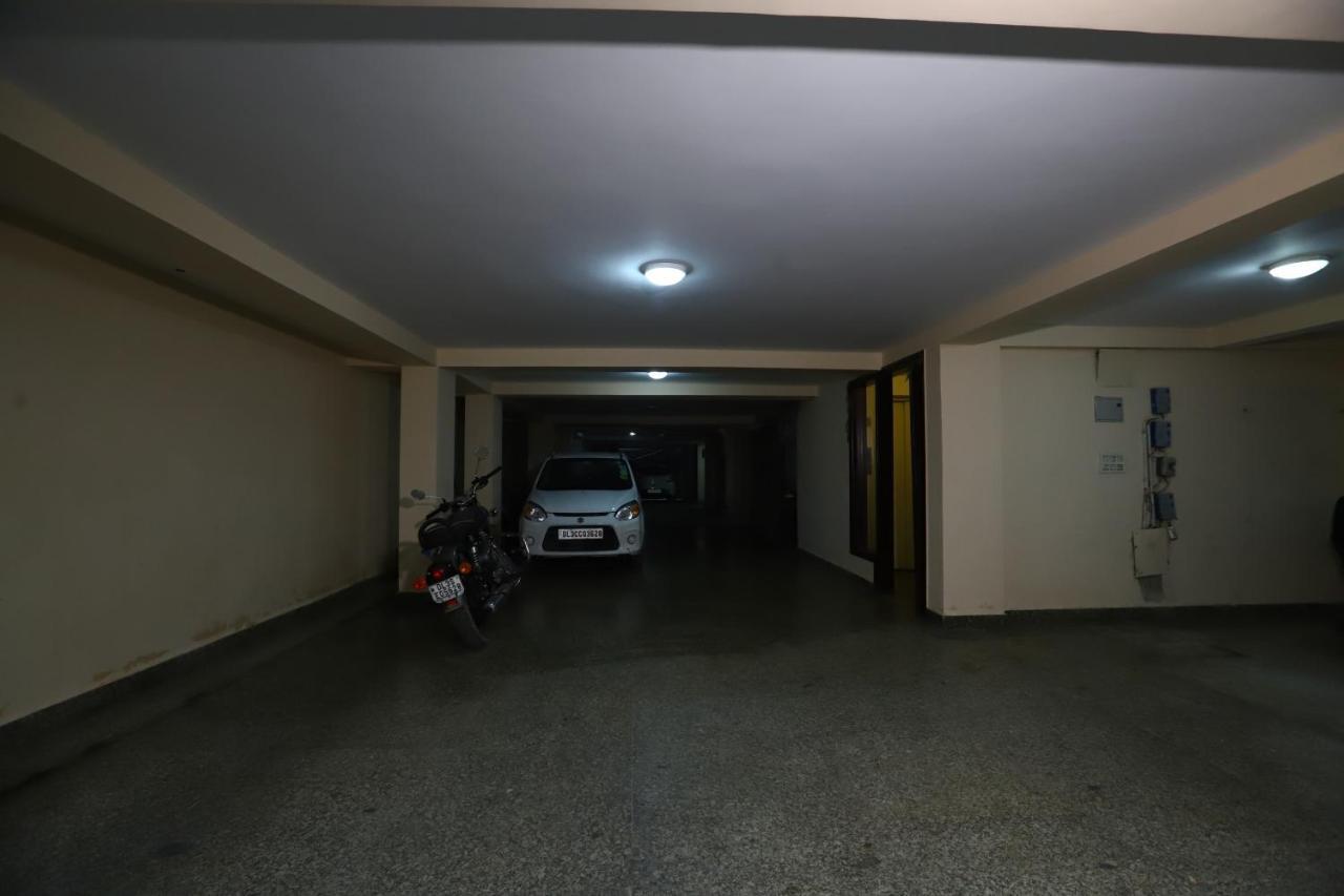 Hotel Nature View Green Park Metro Couple Friendly Nuova Delhi Esterno foto