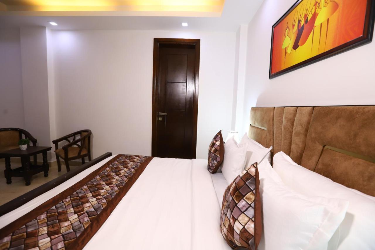 Hotel Nature View Green Park Metro Couple Friendly Nuova Delhi Esterno foto